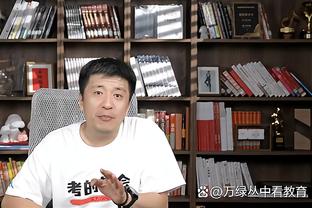 要不要胡子也刮一刮？梅西圣诞节前理发？